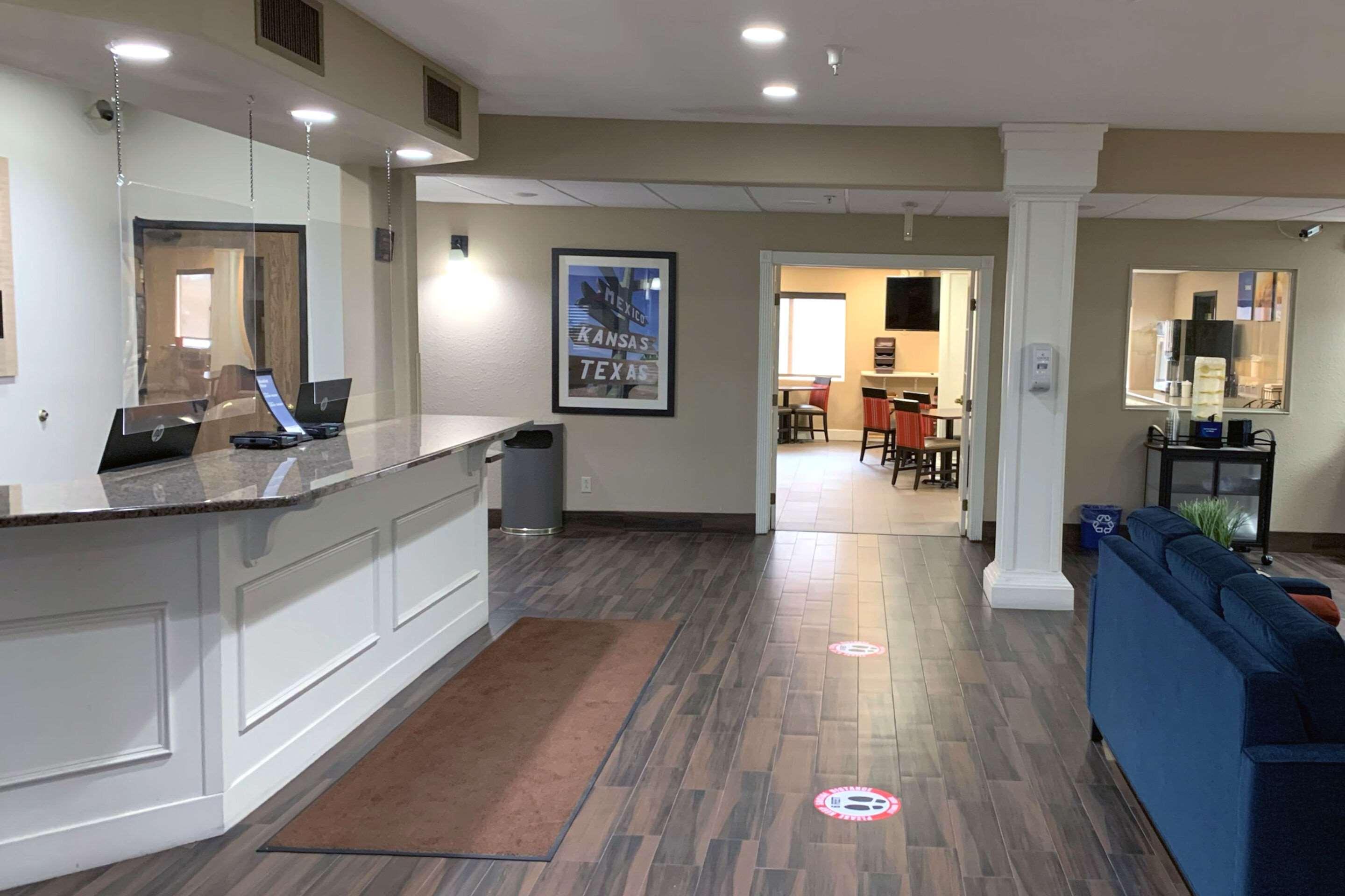Comfort Inn 2*